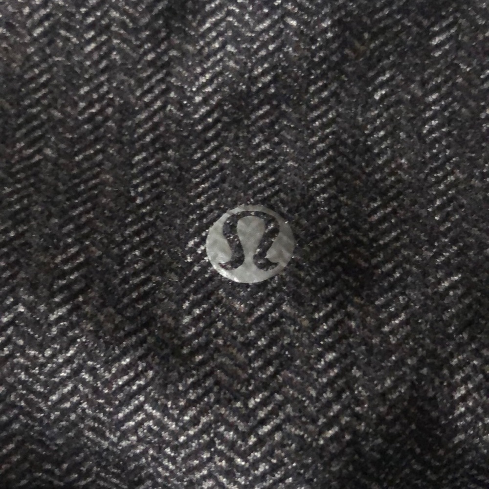 Size 8 fleece lined Lululemon leggings